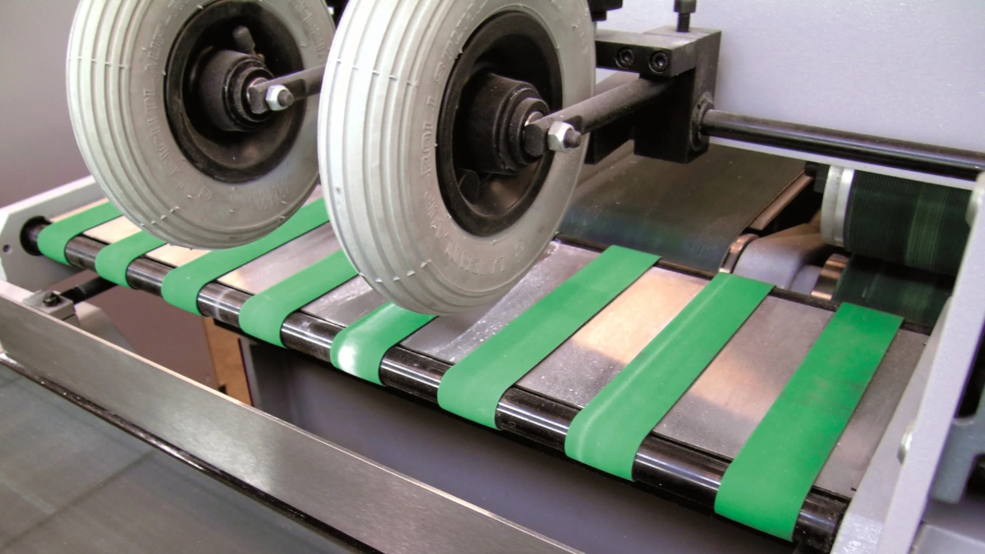 Machine tapes